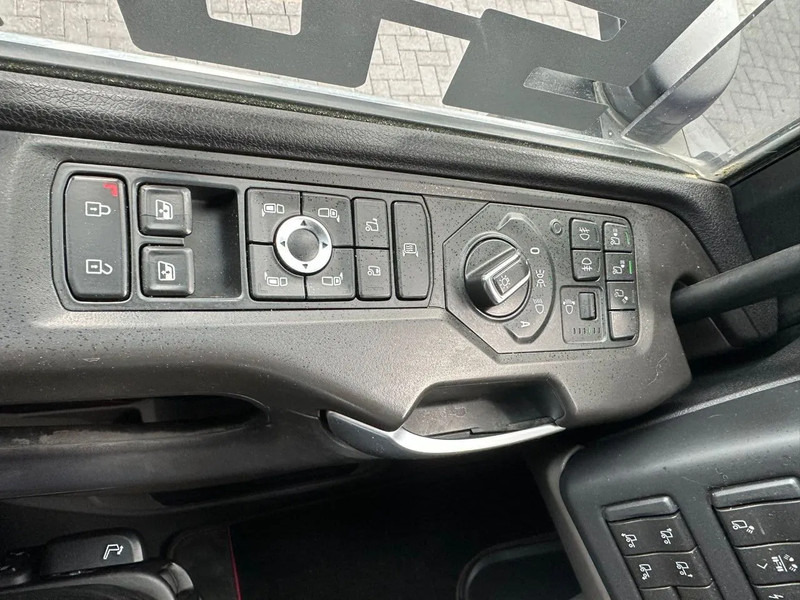 Vlačilec Scania S520 6X4 HEAVY DUTY TRACTOR/TREKKER/SZM: slika 17 Vlačilec Scania S520 6X4 HEAVY DUTY TRACTOR/TREKKER/SZM: slika 17