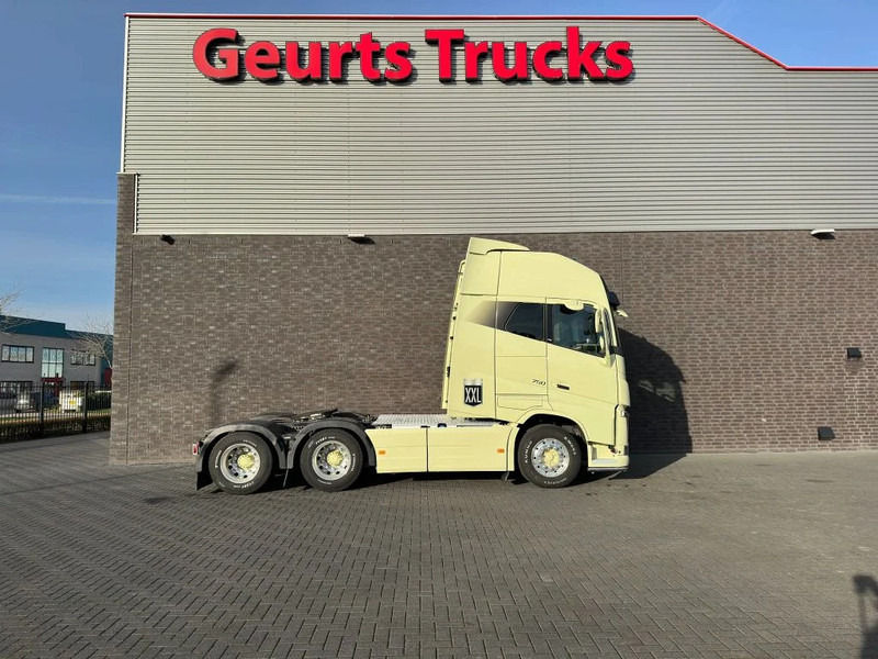 Volvo FH 16.750 6X4 XXL CABINE TREKKER/SZM/TRACTOR - Vlačilec: slika 4 Volvo FH 16.750 6X4 XXL CABINE TREKKER/SZM/TRACTOR - Vlačilec: slika 4