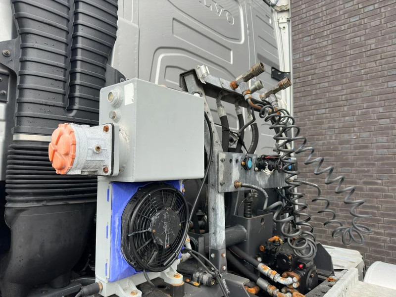 Vlačilec Volvo FH 460 6X4 TREKKER/TRACTOR/SZM EURO 6 HYDRAULIC: slika 13 Vlačilec Volvo FH 460 6X4 TREKKER/TRACTOR/SZM EURO 6 HYDRAULIC: slika 13