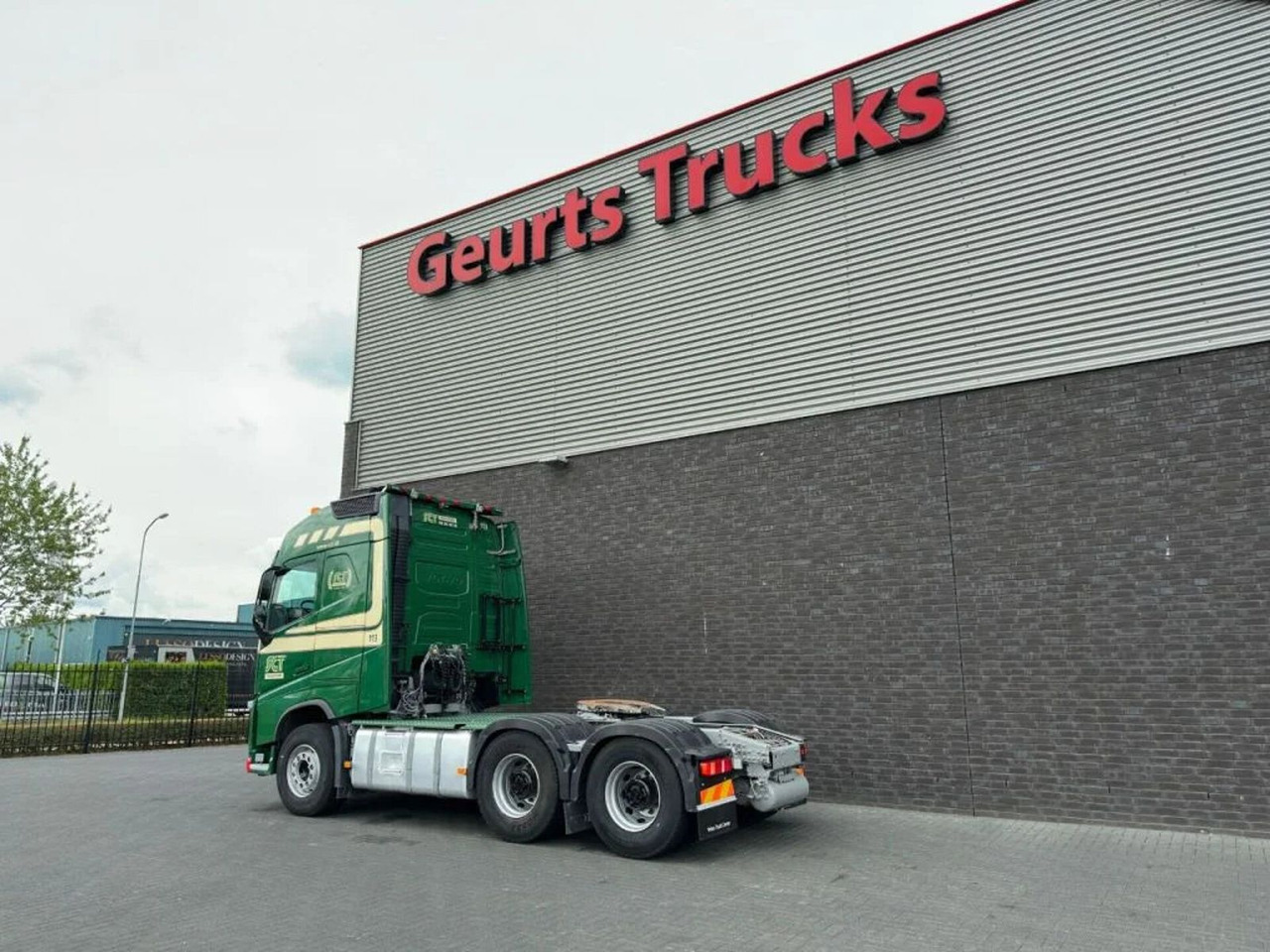 Volvo FH 500 6X4 TREKKER/TRACTOR/SZM EURO 6 HYDRAULIC - Vlačilec: slika 3 Volvo FH 500 6X4 TREKKER/TRACTOR/SZM EURO 6 HYDRAULIC - Vlačilec: slika 3