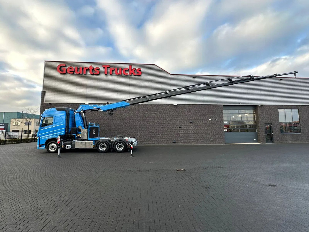 Volvo FH 540 6X4 + FASSI F545RA.2.28 KRAAN/KRAN/CRANE/ - Tovornjak z dvigalom: slika 4 Volvo FH 540 6X4 + FASSI F545RA.2.28 KRAAN/KRAN/CRANE/ - Tovornjak z dvigalom: slika 4