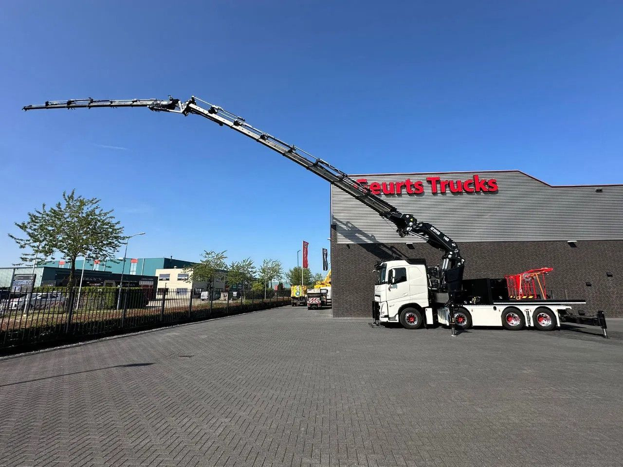 Volvo FH 540 8X4F R TREKKER / BAKWAGEN MET EFFER 1405/ - Tovornjak z dvigalom: slika 4 Volvo FH 540 8X4F R TREKKER / BAKWAGEN MET EFFER 1405/ - Tovornjak z dvigalom: slika 4