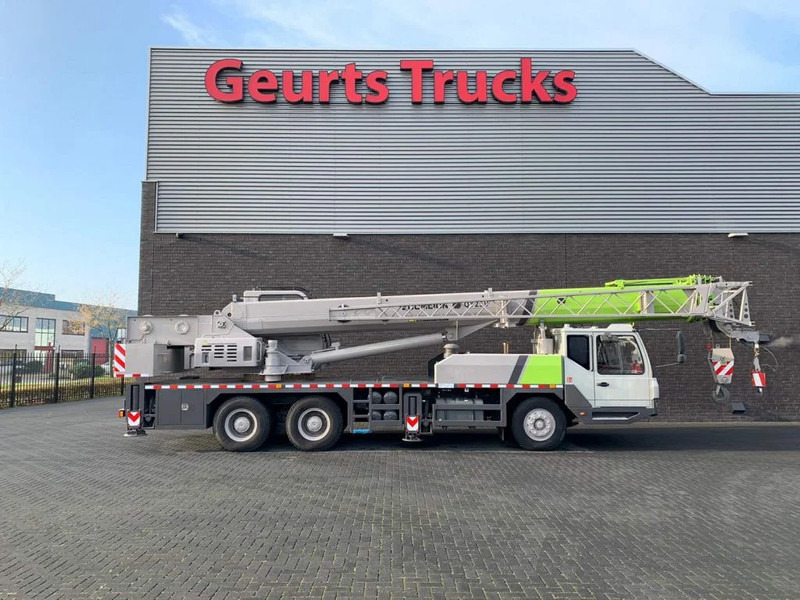 Zoomlion QY25V51.5 25 TONS CRANE/KRAN/GRUA/KRAAN - Avtodvigalo za vse namene: slika 4 Zoomlion QY25V51.5 25 TONS CRANE/KRAN/GRUA/KRAAN - Avtodvigalo za vse namene: slika 4
