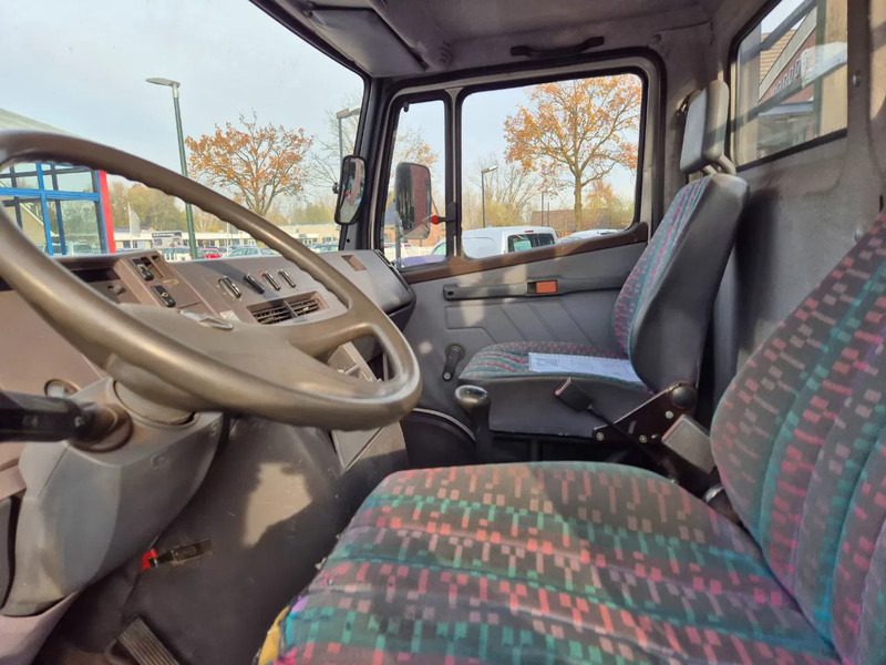 Tovornjak s kesonom Mercedes-Benz 811. steel suspension: slika 6