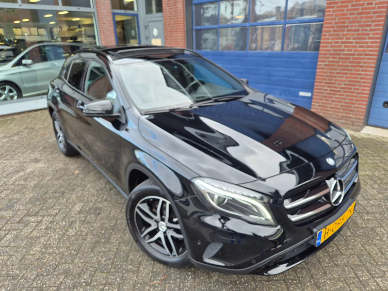 Mercedes-Benz GLA 200 AMG line Automaat prestige - Avtomobil: slika 5 Mercedes-Benz GLA 200 AMG line Automaat prestige - Avtomobil: slika 5