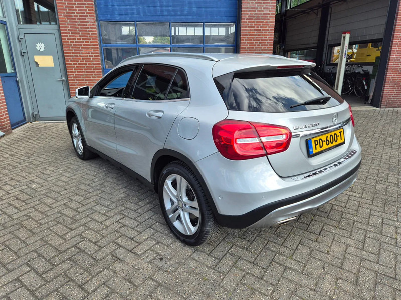 Mercedes-Benz GLA 200 automaat AMG Prestige - Avtomobil: slika 2 Mercedes-Benz GLA 200 automaat AMG Prestige - Avtomobil: slika 2