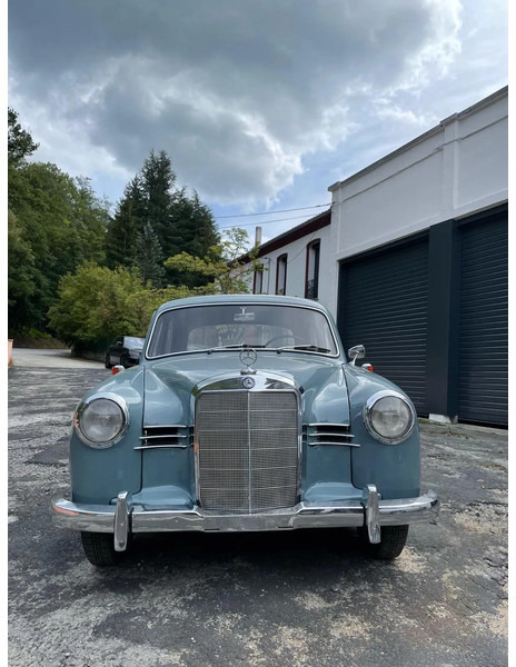 Mercedes-Benz ponton geheel gerestaureerd 180 - Avtomobil: slika 3 Mercedes-Benz ponton geheel gerestaureerd 180 - Avtomobil: slika 3