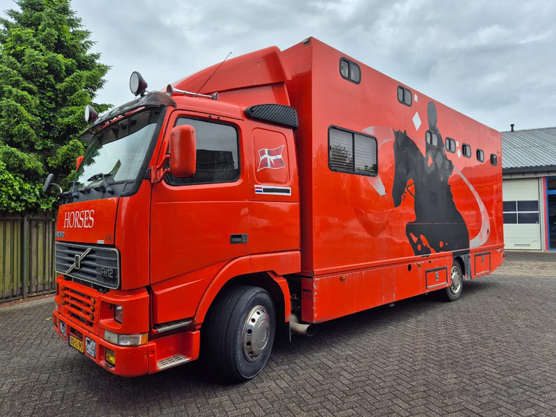 Volvo FH 12...... 380pk luchtgeveerd voor en achteras - Tovornjak za prevoz konj: slika 1 Volvo FH 12...... 380pk luchtgeveerd voor en achteras - Tovornjak za prevoz konj: slika 1