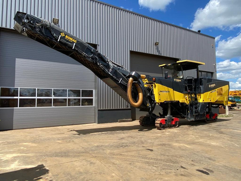 Nov Freza za asfalt Bomag BM2200/75 Cold Planer: slika 1