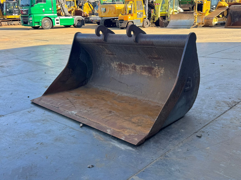 CW30 / CW40 Slotenbak 2200mm bucket - Žlica: slika 3 CW30 / CW40 Slotenbak 2200mm bucket - Žlica: slika 3