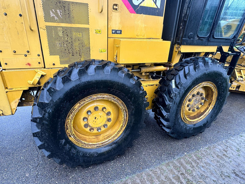Greder Caterpillar 120K | NEW TIRES: slika 11