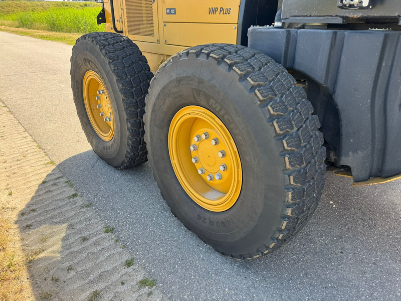 Greder Caterpillar 140M: slika 16