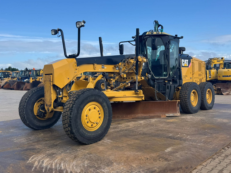 Caterpillar 140M2 AWD - Greder: slika 2 Caterpillar 140M2 AWD - Greder: slika 2