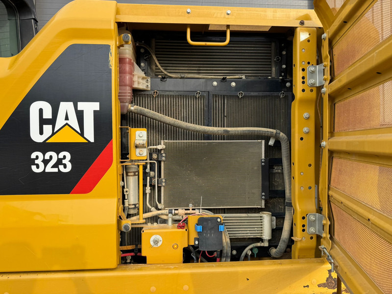 Bager goseničar Caterpillar 323 07A: slika 19