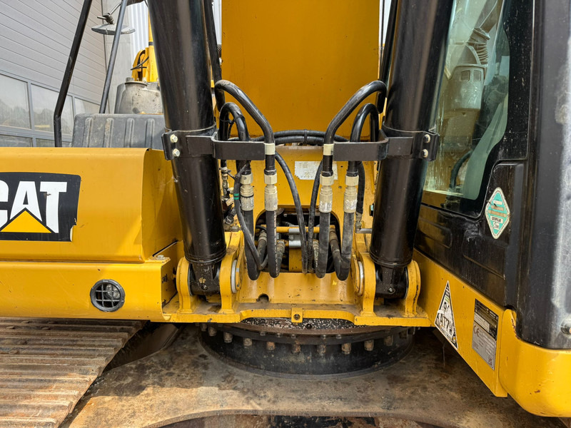 Bager goseničar Caterpillar 323: slika 20 Bager goseničar Caterpillar 323: slika 20