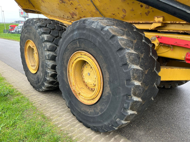 Zglobni demper Caterpillar 740B: slika 13