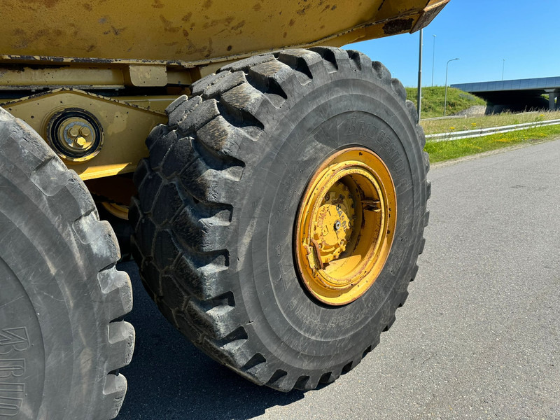 Zglobni demper Caterpillar 740B: slika 11