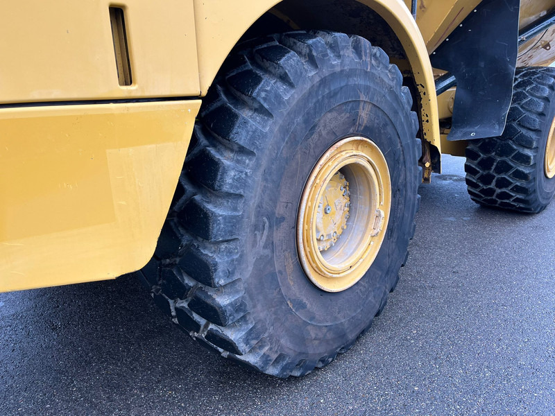 Zglobni demper Caterpillar 740B: slika 11