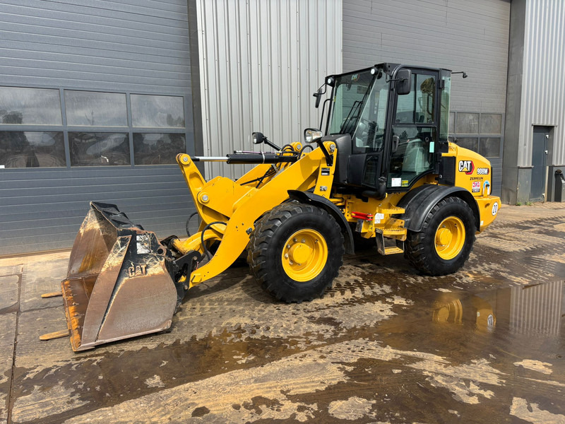Caterpillar 908M - Kolesni nakladalec: slika 2 Caterpillar 908M - Kolesni nakladalec: slika 2