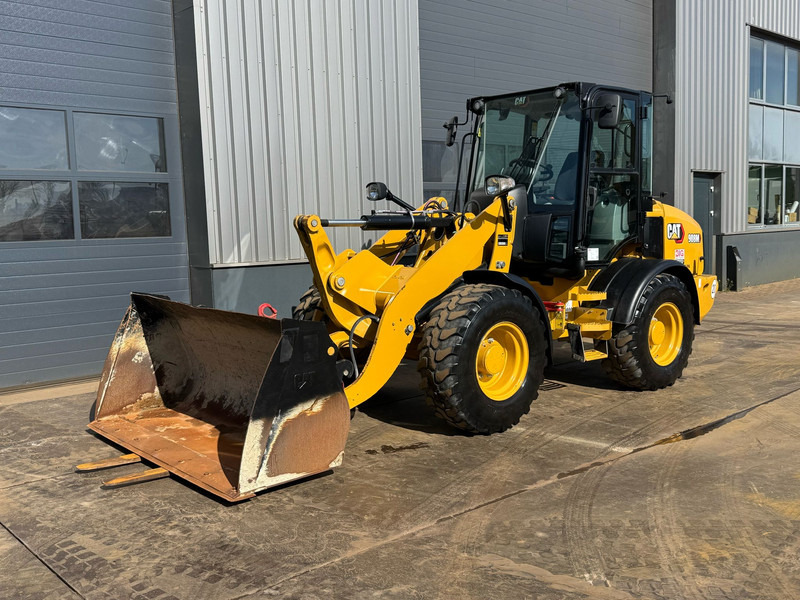 Caterpillar 908M - Kolesni nakladalec: slika 2 Caterpillar 908M - Kolesni nakladalec: slika 2