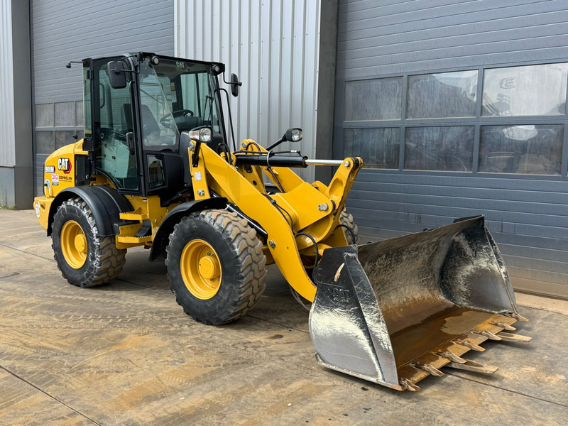 Caterpillar 908M - Kolesni nakladalec: slika 5 Caterpillar 908M - Kolesni nakladalec: slika 5