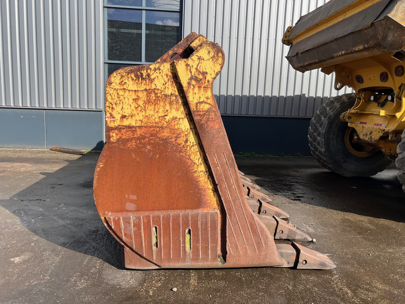 Caterpillar 990 - Žlica: slika 5 Caterpillar 990 - Žlica: slika 5