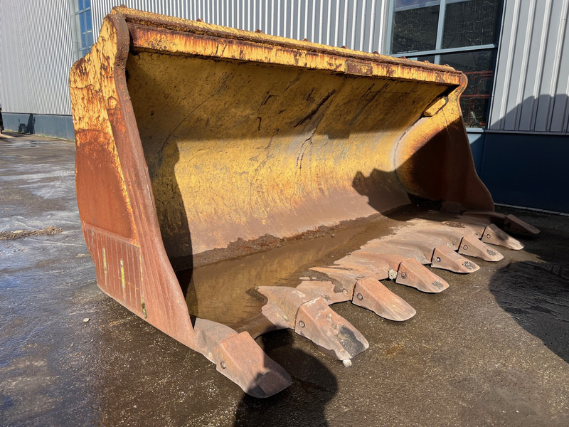 Caterpillar 990 - Žlica: slika 1 Caterpillar 990 - Žlica: slika 1