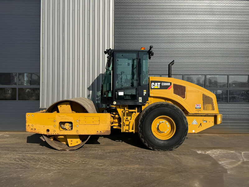 Caterpillar CS66B - Valjar: slika 1 Caterpillar CS66B - Valjar: slika 1
