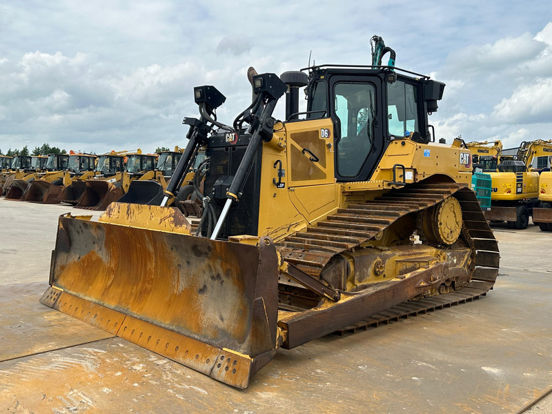 Caterpillar D6 LGP - Buldožer: slika 2 Caterpillar D6 LGP - Buldožer: slika 2