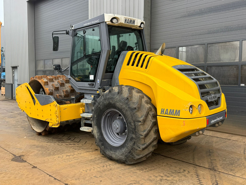 Hamm H13i Padfoot compactor - Valjar: slika 3 Hamm H13i Padfoot compactor - Valjar: slika 3