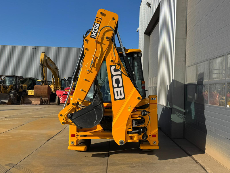 JCB 3DX 4x4 Super with extendable boom - Bager nakladalec: slika 4 JCB 3DX 4x4 Super with extendable boom - Bager nakladalec: slika 4