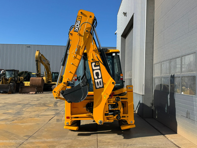 JCB 3DX 4x4 Xtra with extendable boom - Bager nakladalec: slika 4 JCB 3DX 4x4 Xtra with extendable boom - Bager nakladalec: slika 4