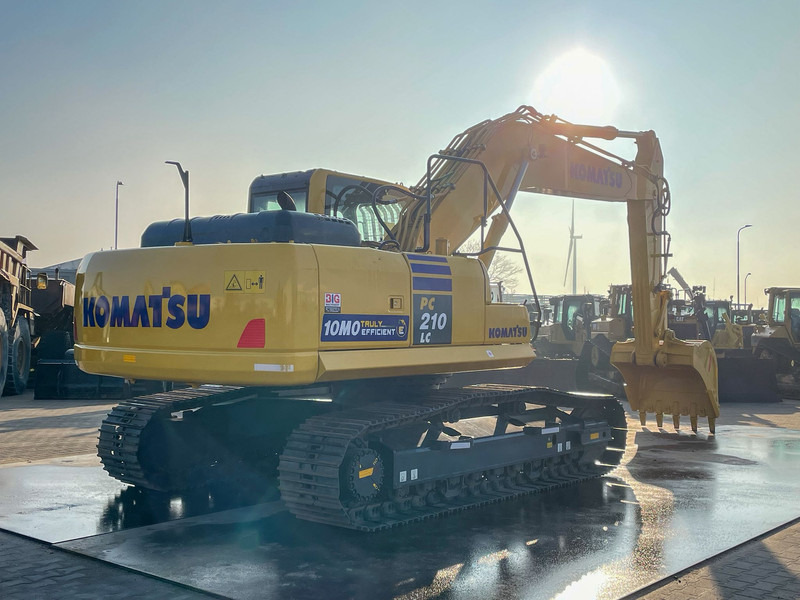 Komatsu PC210LC-10MO - Bager goseničar: slika 5 Komatsu PC210LC-10MO - Bager goseničar: slika 5