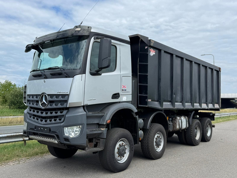 MERCEDESBENZ Arocs 4848 8x8 tipper - Tovornjak prekucnik: slika 1 MERCEDESBENZ Arocs 4848 8x8 tipper - Tovornjak prekucnik: slika 1