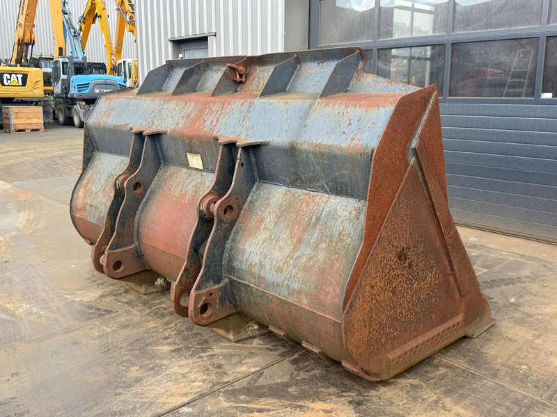 Volvo 4.2 m3 - Žlica: slika 5 Volvo 4.2 m3 - Žlica: slika 5