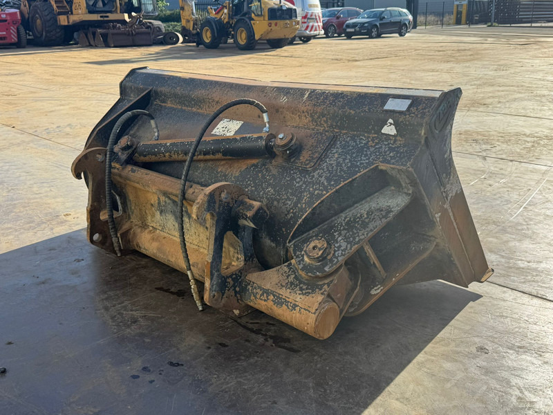 ZFE Side-Tilting bucket for CAT 908 SW - Žlica: slika 5 ZFE Side-Tilting bucket for CAT 908 SW - Žlica: slika 5