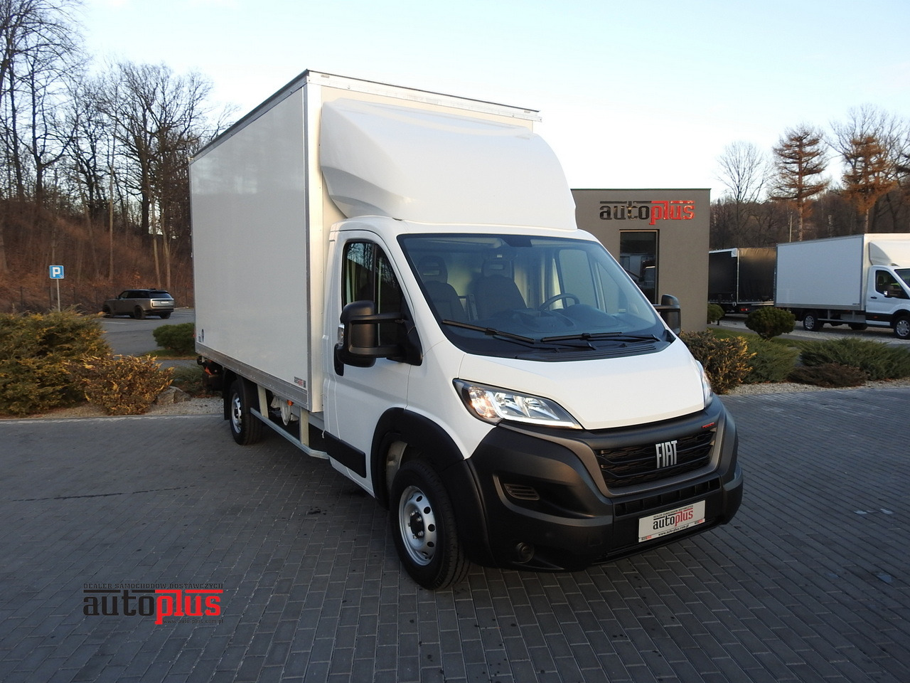 FIAT DUCATO BOX LIFT 8 PALLETS CRUISE CONTROL AIR CONDITIONING 180HP - Dostavno vozilo z zabojnikom: slika 1 FIAT DUCATO BOX LIFT 8 PALLETS CRUISE CONTROL AIR CONDITIONING 180HP - Dostavno vozilo z zabojnikom: slika 1