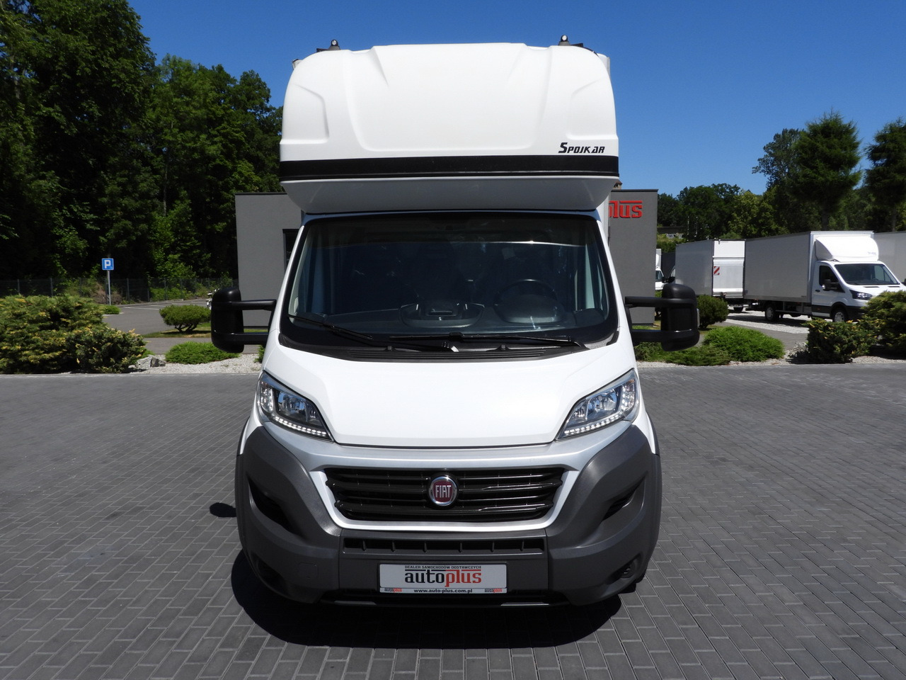 FIAT DUCATO TARPAULIN 10 PALLETS WEBASTO CRUISE CONTROL LED LIGHTS PNEUMATICS AIR CONDITIONING 180HP - Dostavno vozilo s ponjavo: slika 5 FIAT DUCATO TARPAULIN 10 PALLETS WEBASTO CRUISE CONTROL LED LIGHTS PNEUMATICS AIR CONDITIONING 180HP - Dostavno vozilo s ponjavo: slika 5
