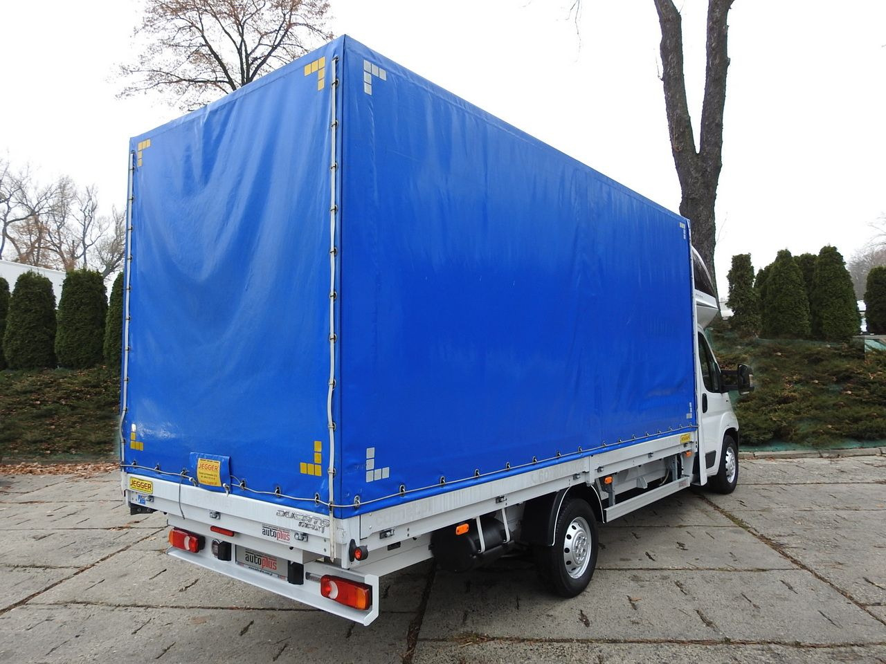 FIAT DUCATO TARPAULIN 10 PALLETS WEBASTO CRUISE CONTROL NAVIGATION AIR CONDITIONING 180HP - Dostavno vozilo s ponjavo: slika 3 FIAT DUCATO TARPAULIN 10 PALLETS WEBASTO CRUISE CONTROL NAVIGATION AIR CONDITIONING 180HP - Dostavno vozilo s ponjavo: slika 3