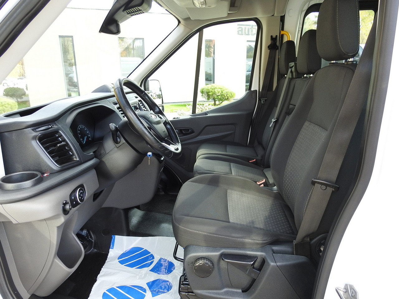 Furgon FORD TRANSIT BOX DELIVERY VAN 6 SEATS CRUISE CONTROL AIR CONDITIONING LED LIGHTS  130HP: slika 22