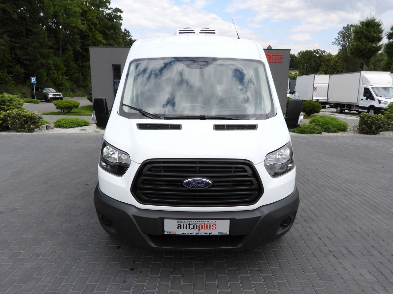 FORD TRANSIT REFRIGERATOR VAN 5*C AIR CONDITIONING 105HP - Hladilno vozilo: slika 5 FORD TRANSIT REFRIGERATOR VAN 5*C AIR CONDITIONING 105HP - Hladilno vozilo: slika 5