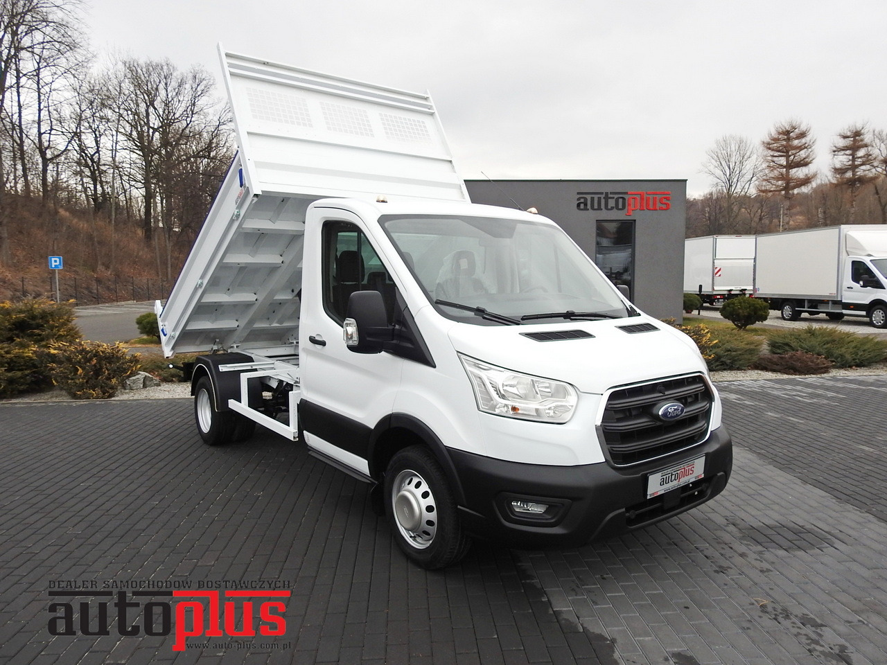 FORD TRANSIT TIPPER LED LIGHTS TWIN WHEELS AIR CONDITIONING 130HP - Dostavno vozilo prekucnik: slika 1 FORD TRANSIT TIPPER LED LIGHTS TWIN WHEELS AIR CONDITIONING 130HP - Dostavno vozilo prekucnik: slika 1