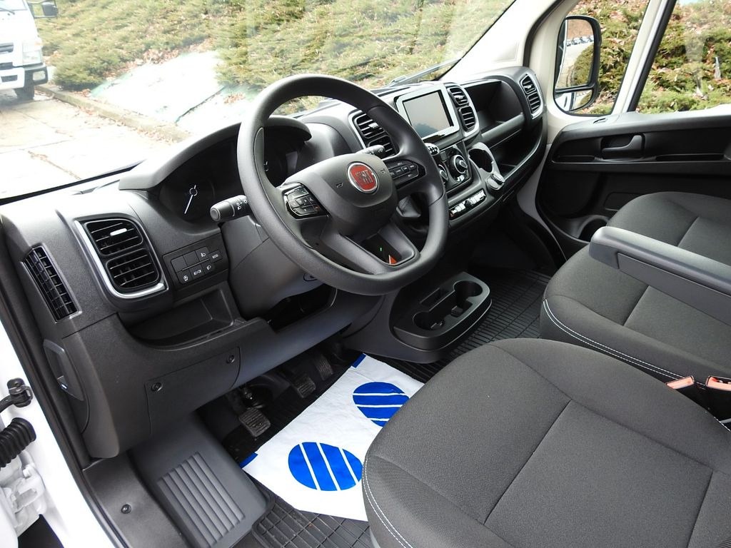 Fiat DUCATO PRITSCHE PLANE 10 PALETTEN WEBASTO A/C - Dostavno vozilo s ponjavo: slika 2 Fiat DUCATO PRITSCHE PLANE 10 PALETTEN WEBASTO A/C - Dostavno vozilo s ponjavo: slika 2