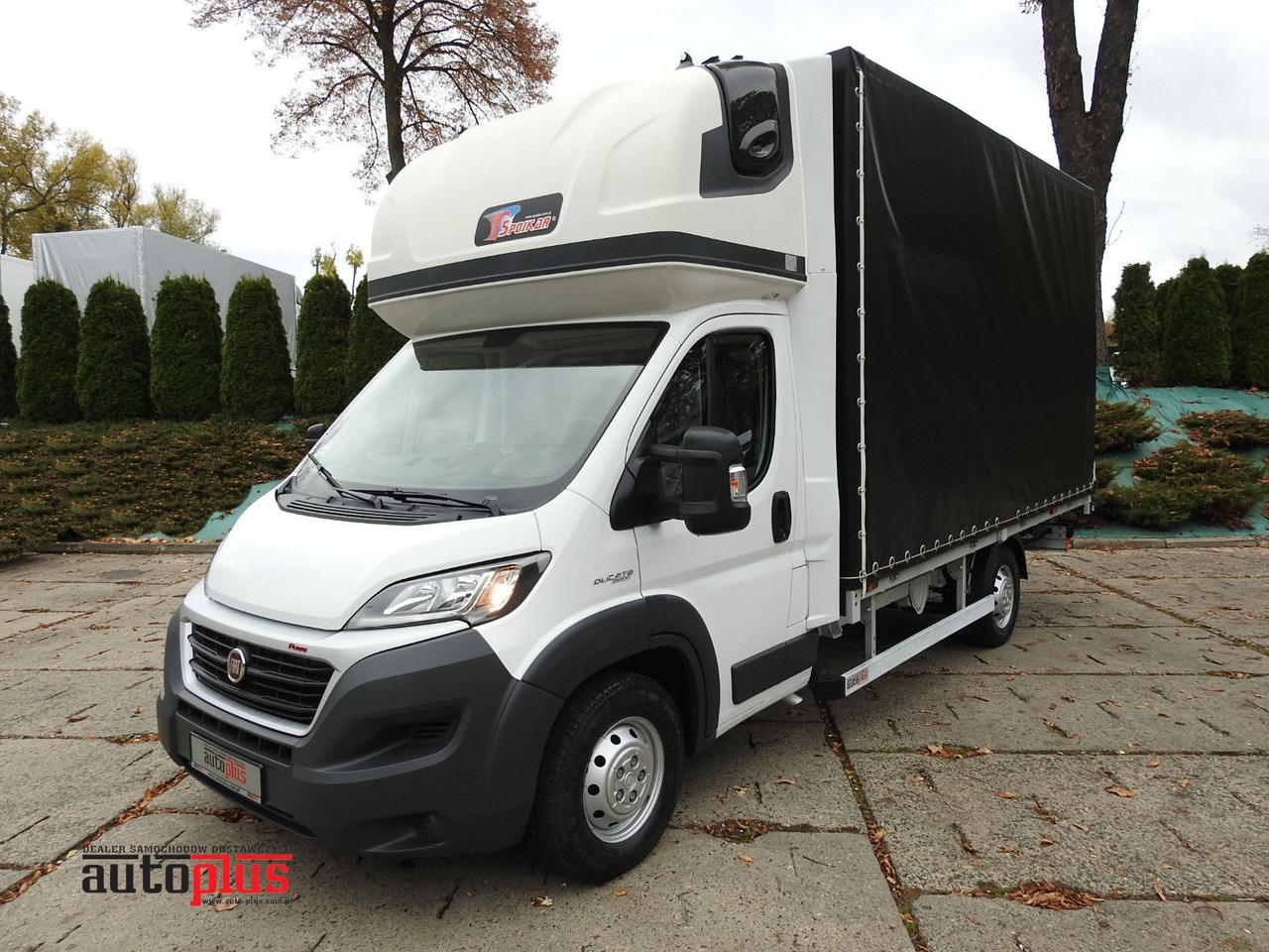 Fiat DUCATO PRITSCHE PLANE AUFZUG 8 PALETTEN WEBASTO - Dostavno vozilo s ponjavo: slika 1 Fiat DUCATO PRITSCHE PLANE AUFZUG 8 PALETTEN WEBASTO - Dostavno vozilo s ponjavo: slika 1