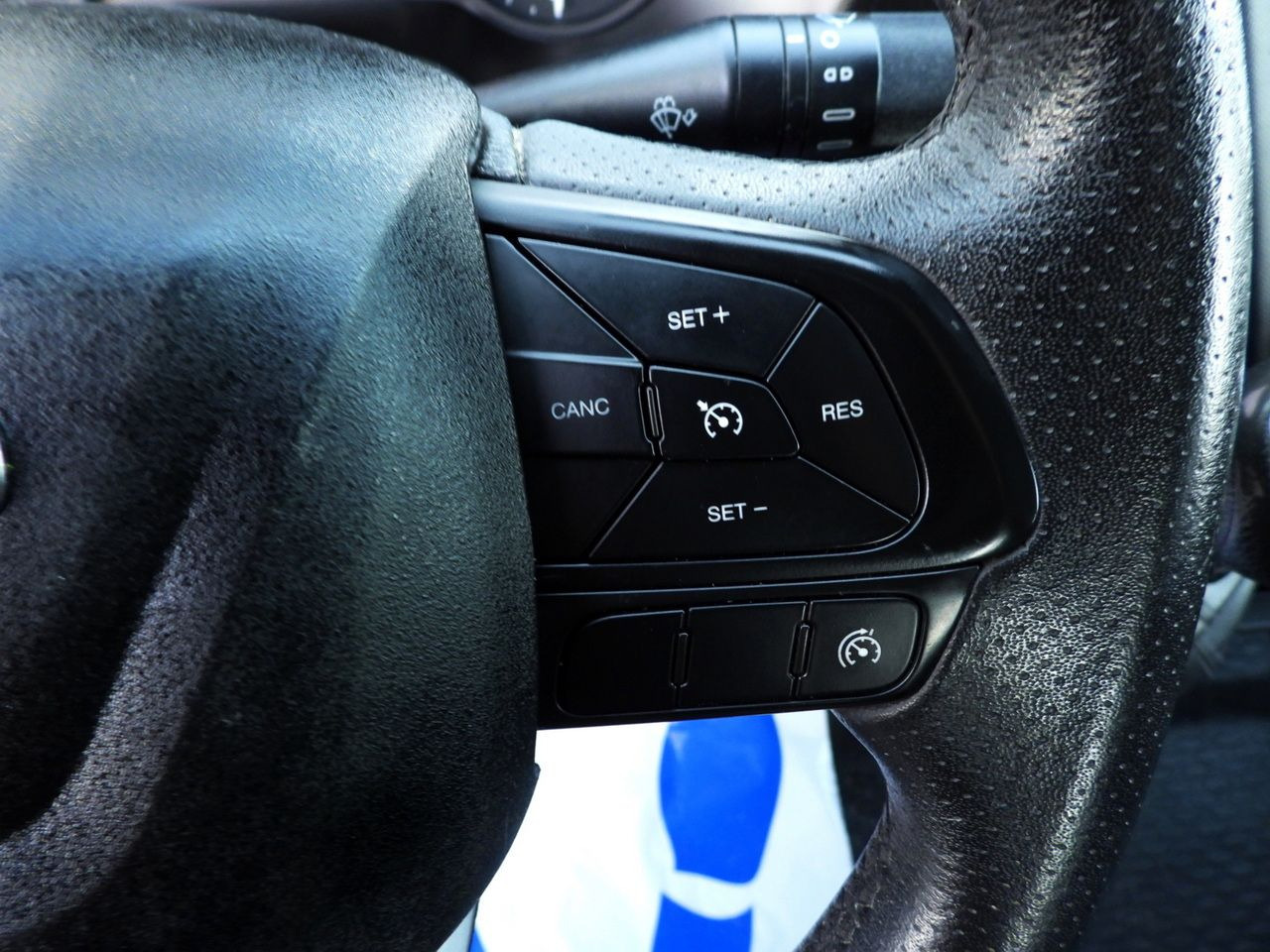 IVECO DAILY 35S14 STAKE BODY DOUBLE CABIN DOKA 7 SEATS CRUISE CONTROL AIR CONDITIONING 140HP lizing IVECO DAILY 35S14 STAKE BODY DOUBLE CABIN DOKA 7 SEATS CRUISE CONTROL AIR CONDITIONING 140HP: slika 22 IVECO DAILY 35S14 STAKE BODY DOUBLE CABIN DOKA 7 SEATS CRUISE CONTROL AIR CONDITIONING 140HP lizing IVECO DAILY 35S14 STAKE BODY DOUBLE CABIN DOKA 7 SEATS CRUISE CONTROL AIR CONDITIONING 140HP: slika 22