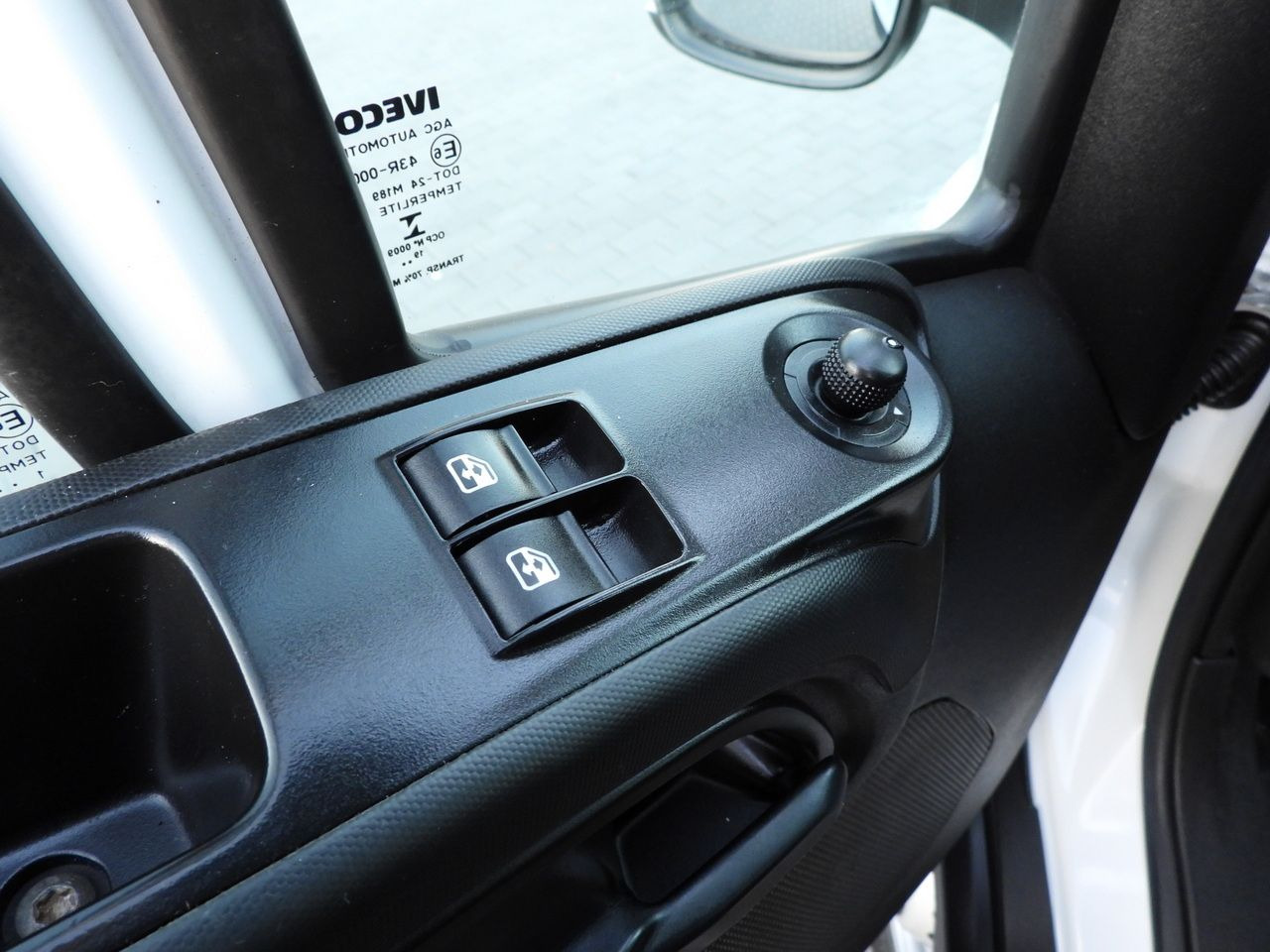 IVECO DAILY 35S14 STAKE BODY DOUBLE CABIN DOKA 7 SEATS CRUISE CONTROL AIR CONDITIONING 140HP lizing IVECO DAILY 35S14 STAKE BODY DOUBLE CABIN DOKA 7 SEATS CRUISE CONTROL AIR CONDITIONING 140HP: slika 19 IVECO DAILY 35S14 STAKE BODY DOUBLE CABIN DOKA 7 SEATS CRUISE CONTROL AIR CONDITIONING 140HP lizing IVECO DAILY 35S14 STAKE BODY DOUBLE CABIN DOKA 7 SEATS CRUISE CONTROL AIR CONDITIONING 140HP: slika 19