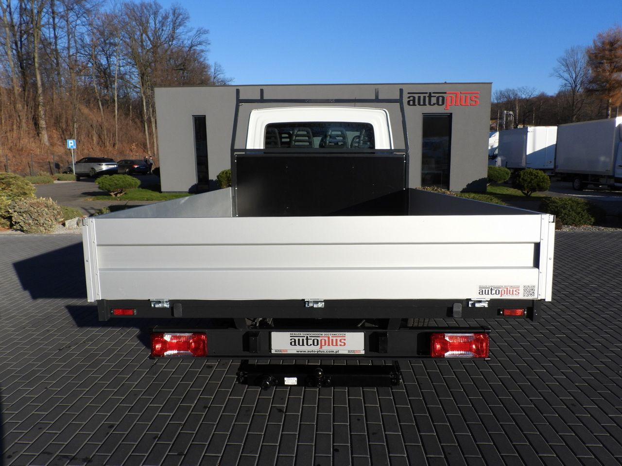 IVECO DAILY 35S14 STAKE BODY DOUBLE CABIN DOKA 7 SEATS CRUISE CONTROL AIR CONDITIONING 140HP lizing IVECO DAILY 35S14 STAKE BODY DOUBLE CABIN DOKA 7 SEATS CRUISE CONTROL AIR CONDITIONING 140HP: slika 9 IVECO DAILY 35S14 STAKE BODY DOUBLE CABIN DOKA 7 SEATS CRUISE CONTROL AIR CONDITIONING 140HP lizing IVECO DAILY 35S14 STAKE BODY DOUBLE CABIN DOKA 7 SEATS CRUISE CONTROL AIR CONDITIONING 140HP: slika 9