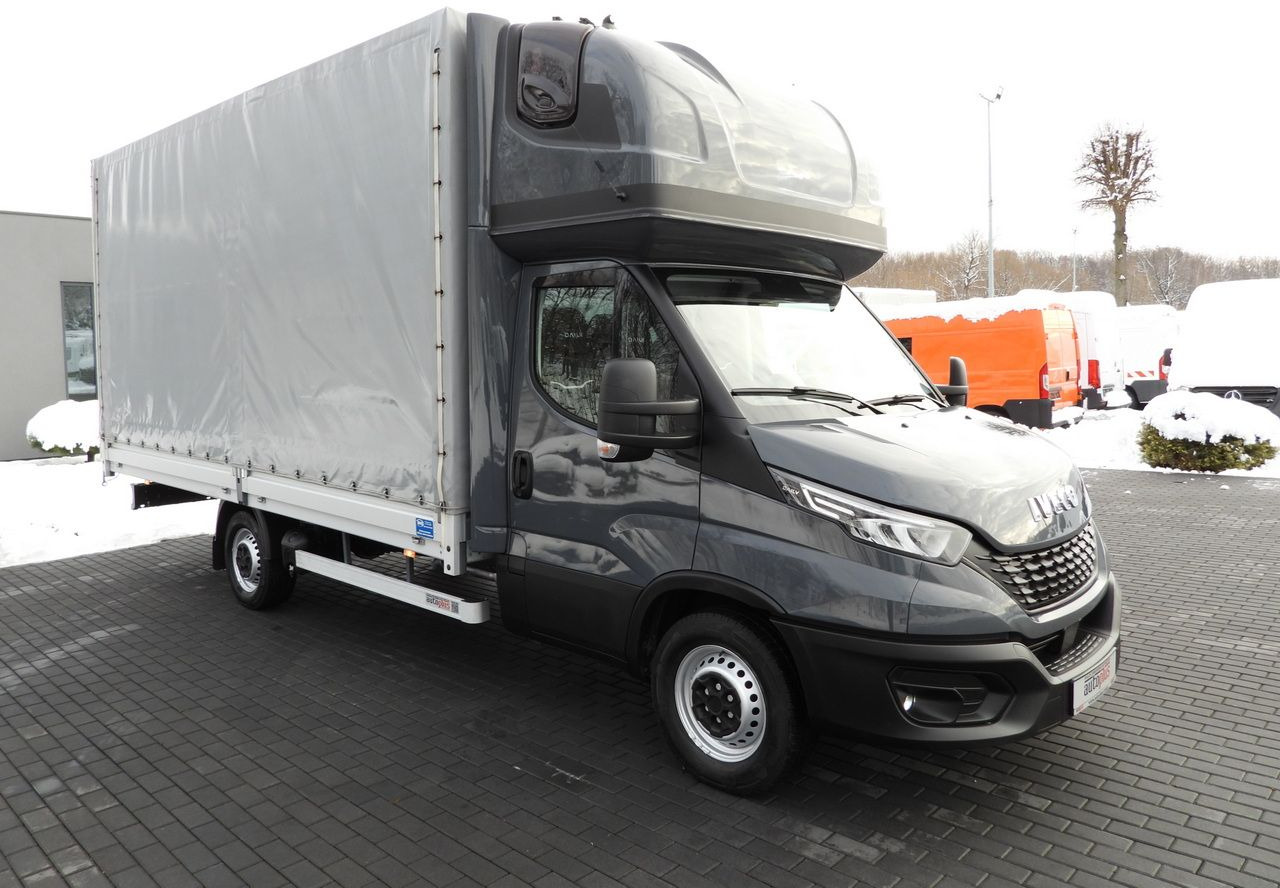 IVECO DAILY 35S18 TARPAULIN 10 PALLETS WEBASTO CRUISE CONTROL LED LIGHTS PNEUMATICS AIR CONDITIONING 180HP - Dostavno vozilo s ponjavo: slika 4 IVECO DAILY 35S18 TARPAULIN 10 PALLETS WEBASTO CRUISE CONTROL LED LIGHTS PNEUMATICS AIR CONDITIONING 180HP - Dostavno vozilo s ponjavo: slika 4