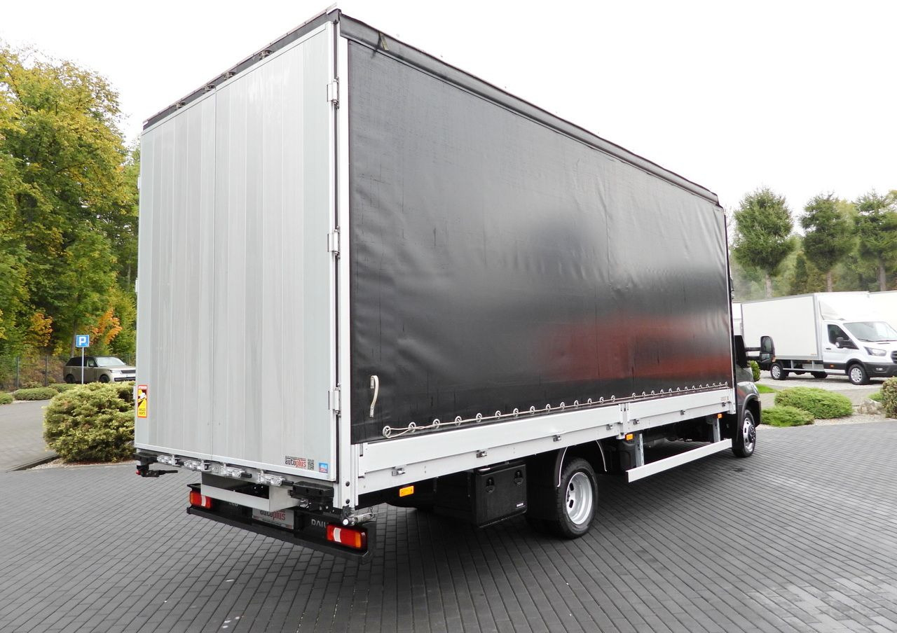 IVECO DAILY 50C18 TARPAULIN 14 PALLETS WEBASTO CRUISE CONTROL PNEUMATICS TWIN WHEELS AIR CONDITIONING 180HP - Dostavno vozilo s ponjavo: slika 3 IVECO DAILY 50C18 TARPAULIN 14 PALLETS WEBASTO CRUISE CONTROL PNEUMATICS TWIN WHEELS AIR CONDITIONING 180HP - Dostavno vozilo s ponjavo: slika 3