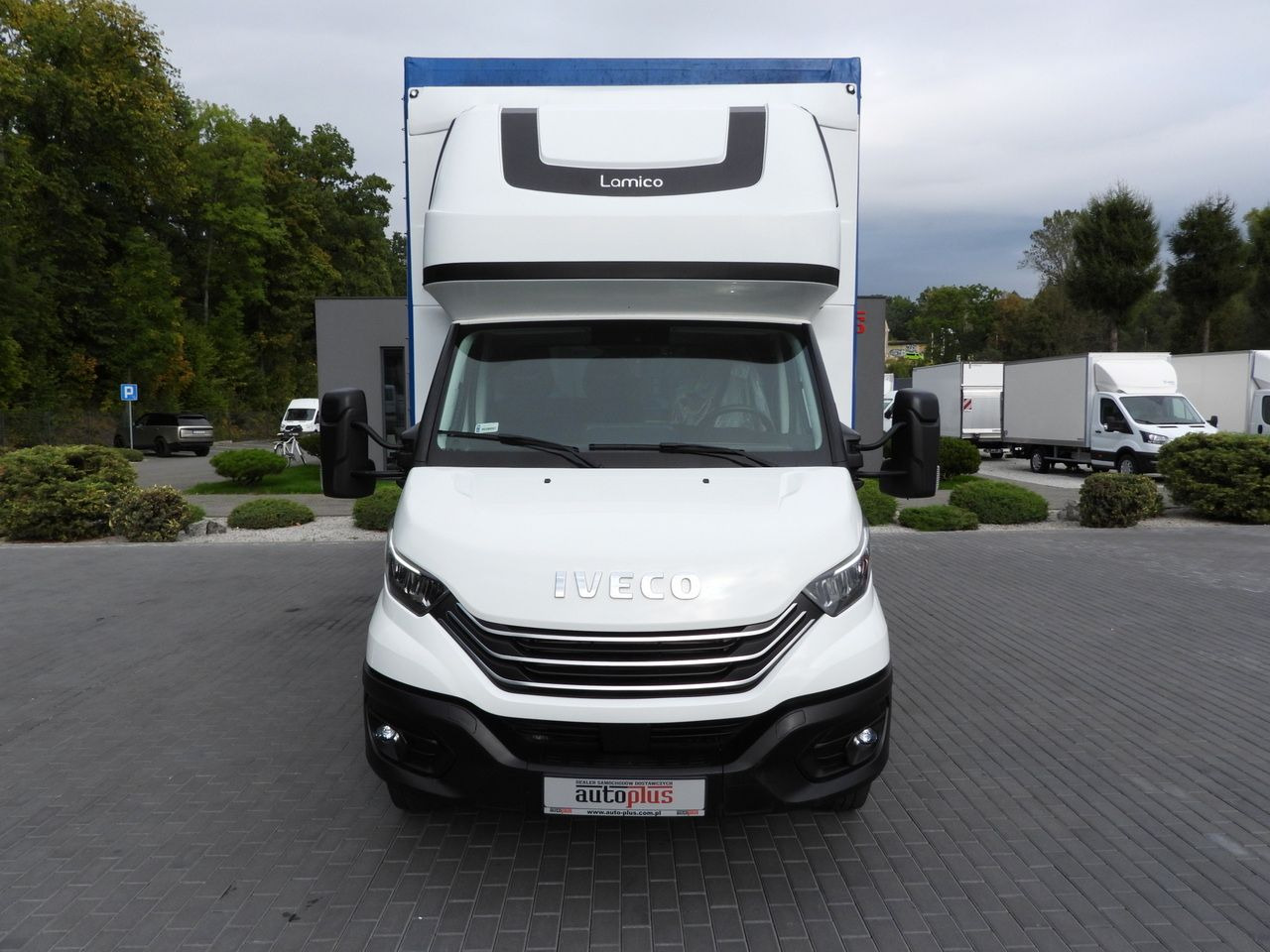 IVECO DAILY 72C18 TARPAULIN LIFT 14 PALLETS WEBASTO CRUISE CONTROL LED LIGHTS TWIN WHEELS AIR CONDITIONING 180HP - Tovornjak s ponjavo: slika 5 IVECO DAILY 72C18 TARPAULIN LIFT 14 PALLETS WEBASTO CRUISE CONTROL LED LIGHTS TWIN WHEELS AIR CONDITIONING 180HP - Tovornjak s ponjavo: slika 5